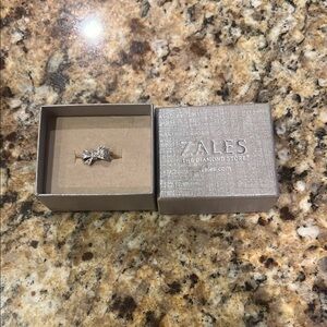 1/10 ct. 10k White Gold Bow Ring with Diamonds, Size 5 – Zales, In Original Box